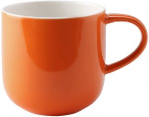 Kaffee/Tee-Becher in orange - Schönes Mitbringsel im Herbst