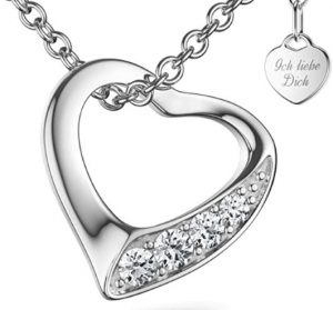 Silberkette mit Herzanhänger mit Zirkonia-Steinen auf einer Hälfte und Mini-Herzanhänger mit Gravur „Ich liebe Dich“ am Verschluss – Geschenkidee zum Valentinstag