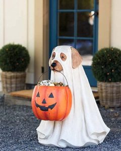 Geisterhund mit Eimer - Halloween-Deko