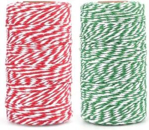 Baumwollkordel grün/weiß und rot/weiß um Weihnachtsgeschenke zu verpacken