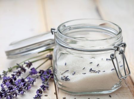 Lavendel-Zucker-Peeling im Bügelglas