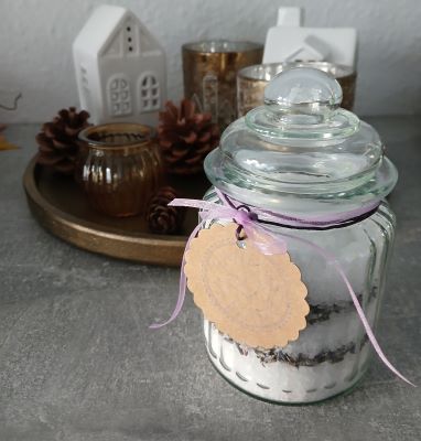 selbstgemachtes Badesalz – DIY Wichtelgeschenk für Frauen